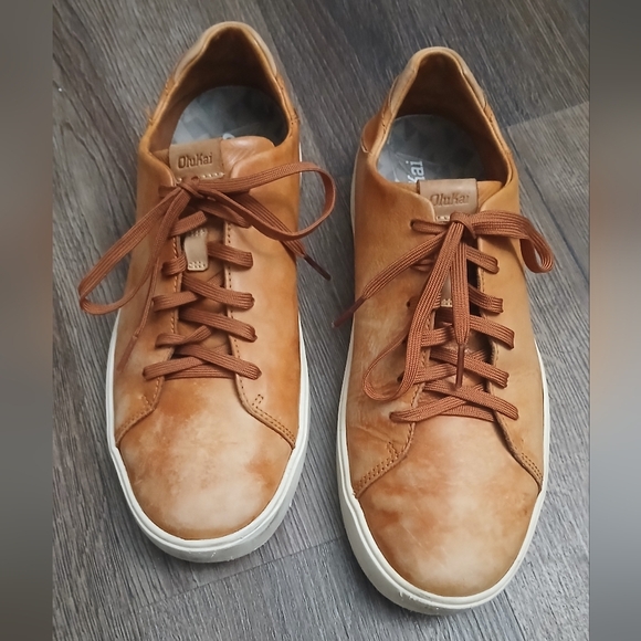 OluKai Lae'ahi Li 'Ili Brown Leather Sneakers Distressed Mens Size 9 - Picture 3 of 9